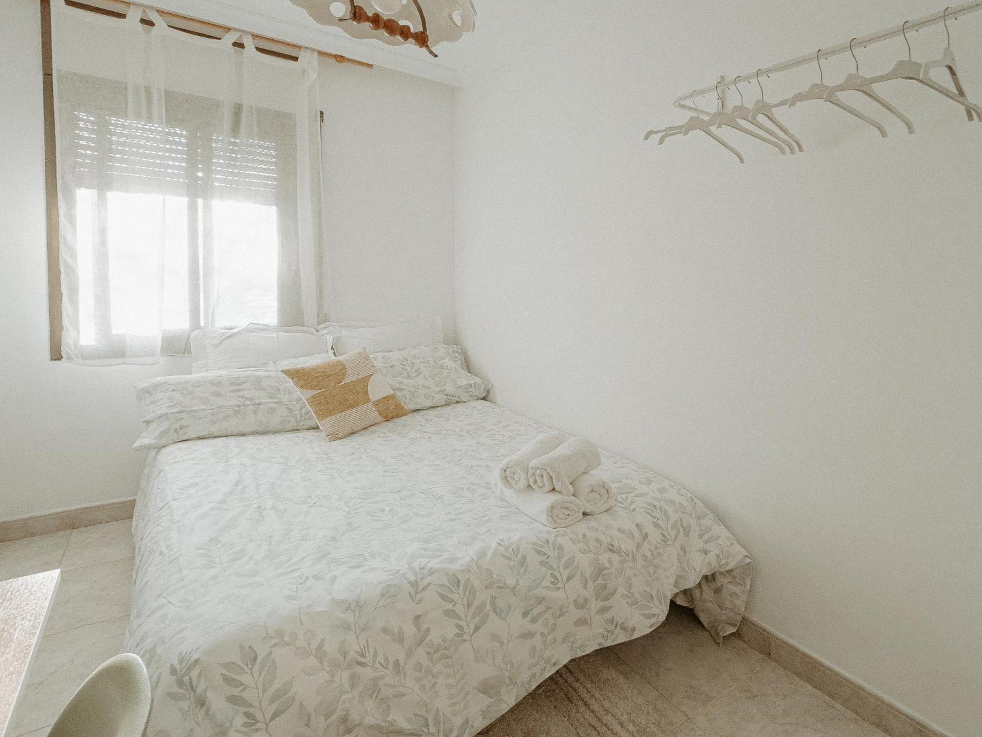 Charming Rooms In Shared Apartment Near Camp Nou Barcelona Habitación foto