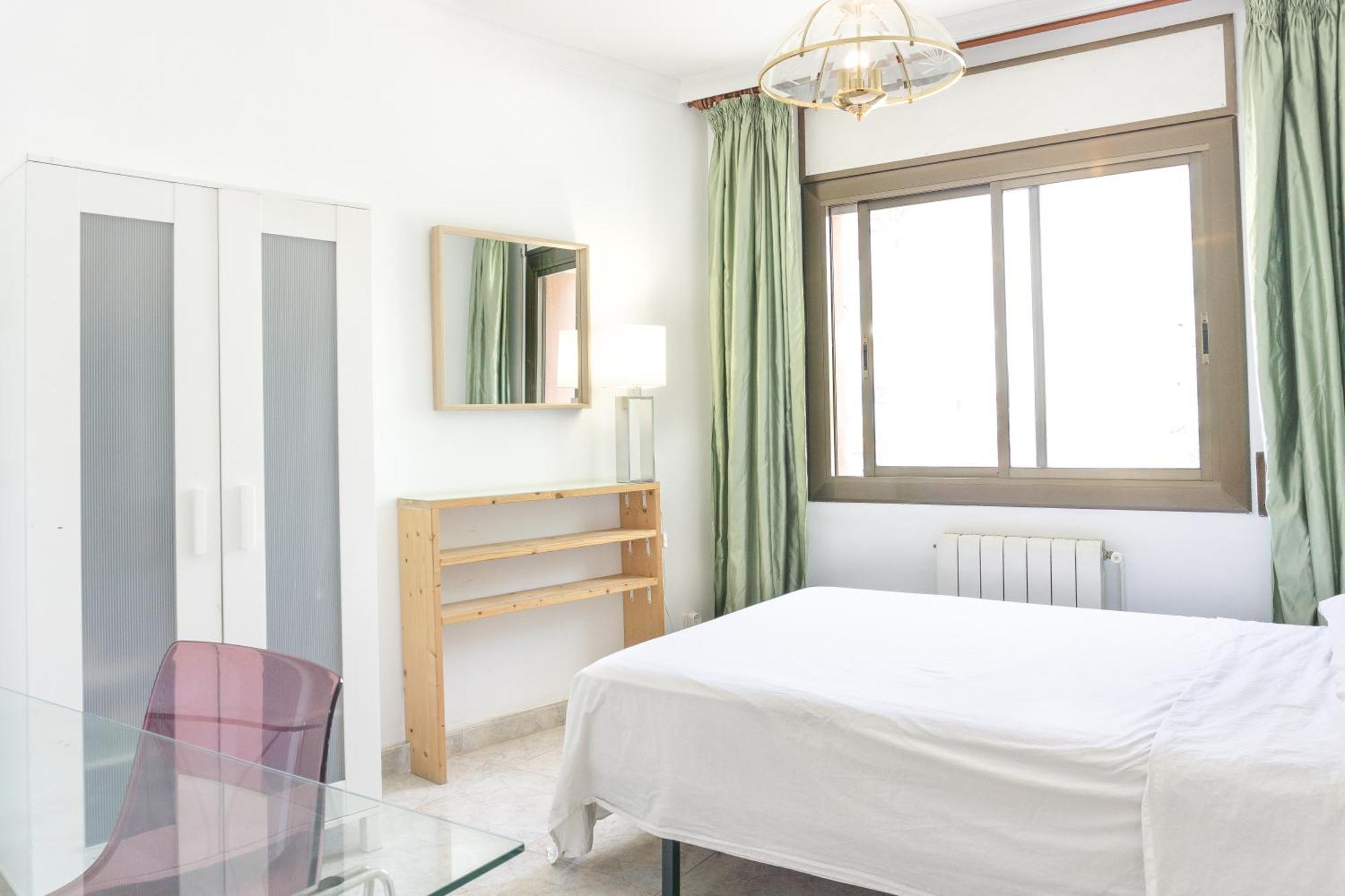 Charming Rooms In Shared Apartment Near Camp Nou Barcelona Exterior foto